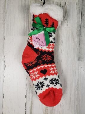 NWT Sherpa Lined Knit Winter Snowflake Holiday Design No-Slip Slipper Socks